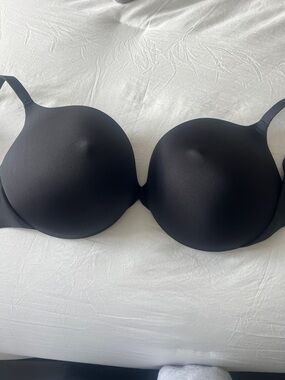 Skims nipple bra never used size 38 DD